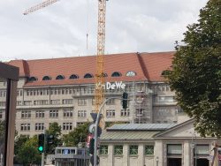 קה דה ווה - Kaufhaus des Westens - "חנות הכלבו של המערב" קה דה ווה - Kaufhaus des Westens - "חנות הכלבו של המערב"